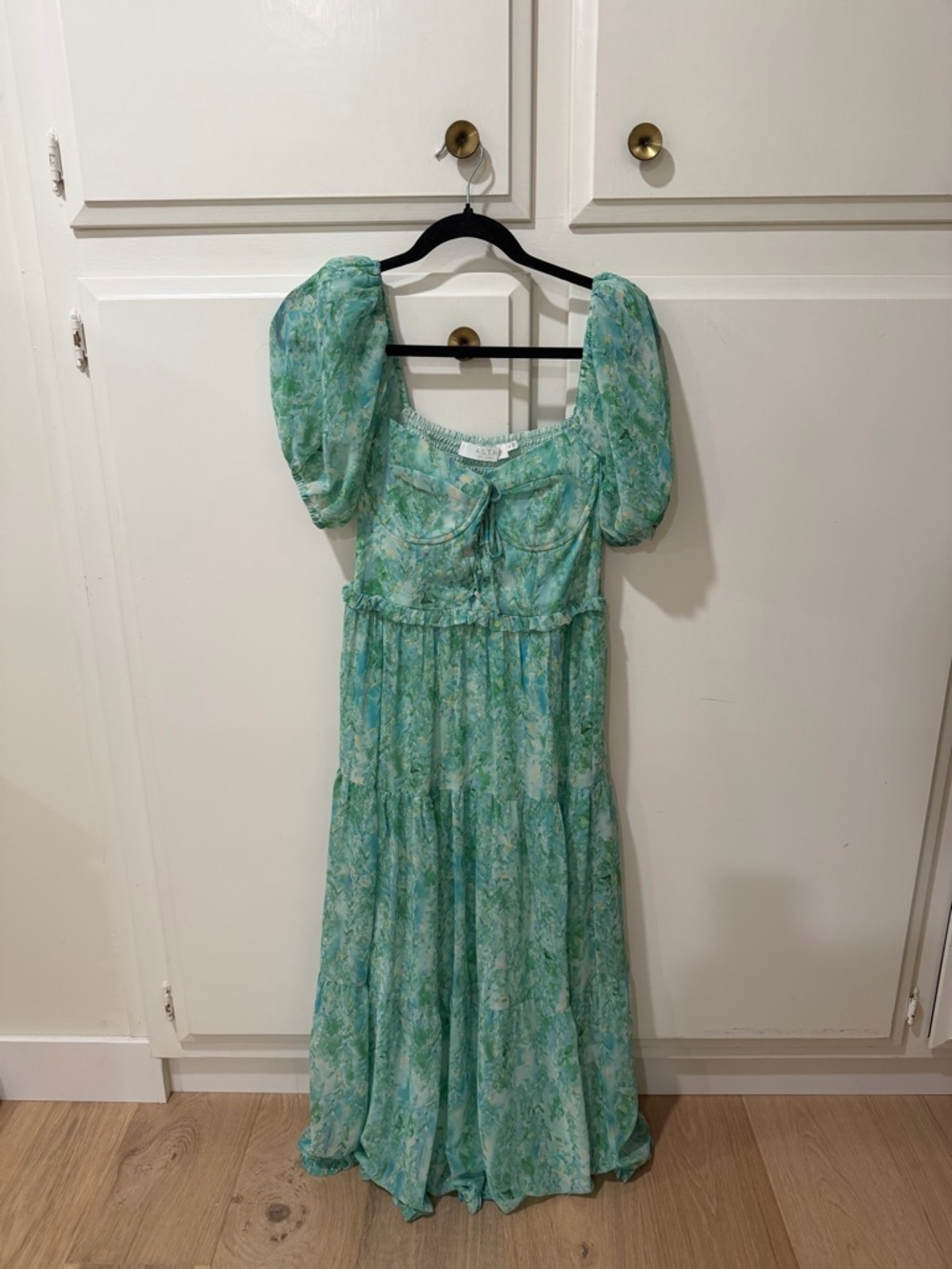 Astr Mint Green Floral Puff-Sleeve Maxi Dress